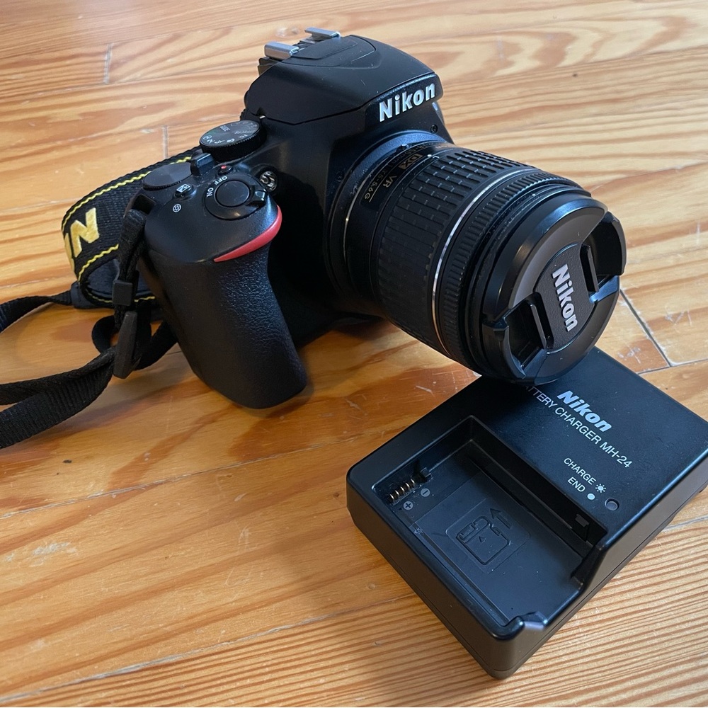 NIKON 3500